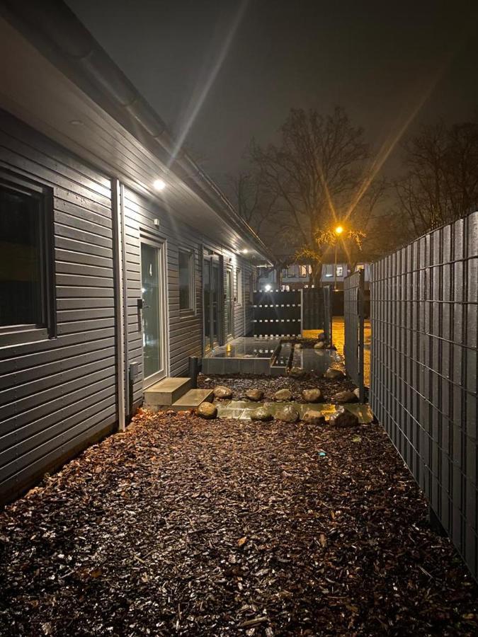 Ado Pension Wedel Exterior photo