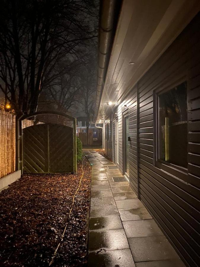 Ado Pension Wedel Exterior photo